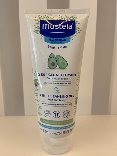 Mustela 2 in 1 Cleansing Gel 200ml